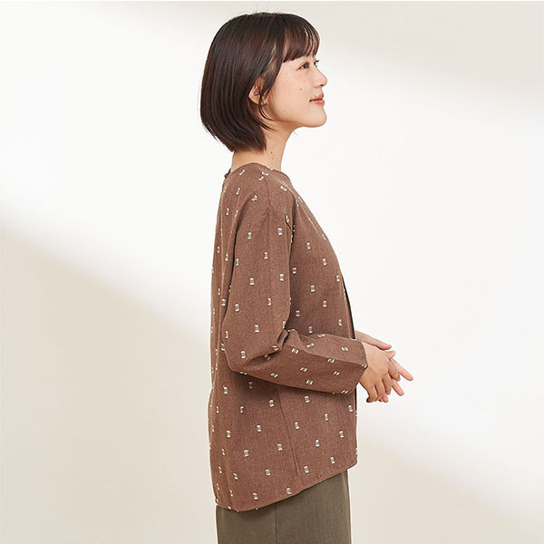 結點刺繡棉麻上衣-共2色 