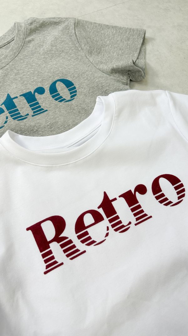 字母貼布Retro短T 白/灰 
