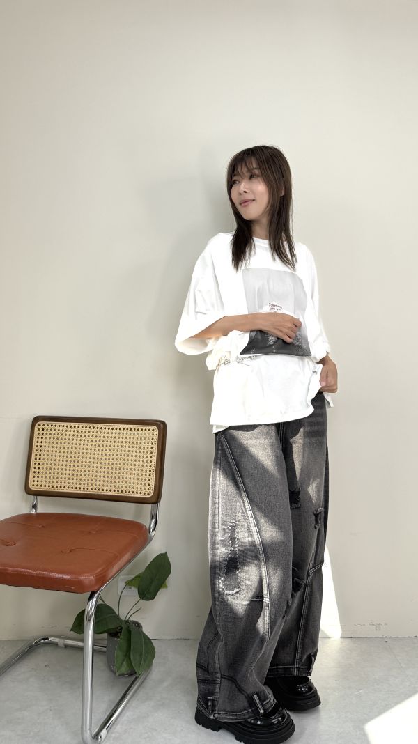 個性刷破彎刀褲 