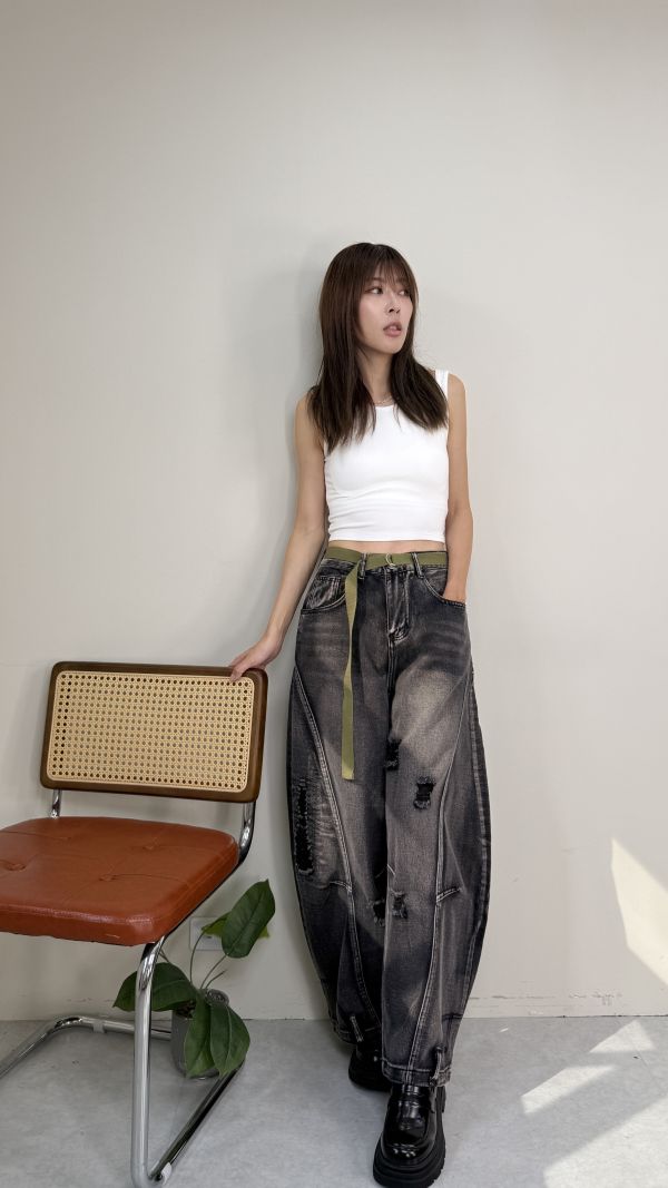 個性刷破彎刀褲 