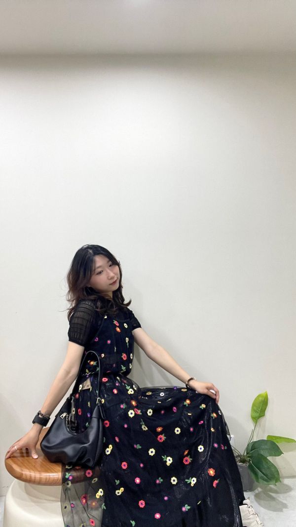 彩色小花網紗洋裝 