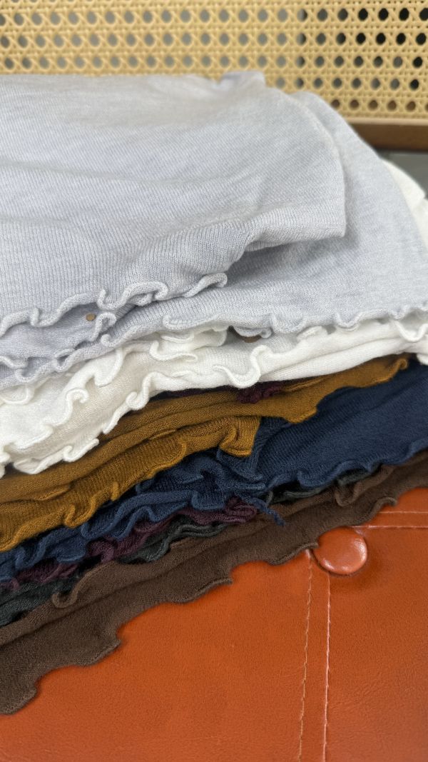 木耳邊針織內搭 