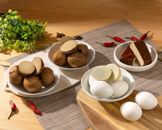 無卵仁茶葉蛋-5顆裝（需冷藏） 全心蛋
無卵仁茶葉蛋
無蛋黃茶葉蛋
滑嫩茶葉蛋
蛋白蛋黃融合茶葉蛋
健康茶葉蛋推薦
低負擔茶葉蛋
專利技術茶葉蛋
滷製三日茶葉蛋
無膽固醇茶葉蛋
蛋黃融合創新滷蛋
文青茶葉蛋品牌
無黃茶葉蛋哪裡買
養生滷蛋推薦
蛋黃不見的茶葉蛋
全新配方茶葉蛋
不乾不柴茶葉蛋
創新滷蛋品牌
文青風健康蛋
養生蛋品推薦