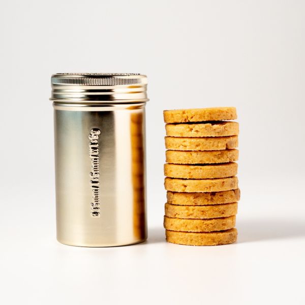 【12月限定】新宿 35mm 椰子白巧克力 新宿,35mm,餅乾罐,限定口味,兔瑪星日本選物店