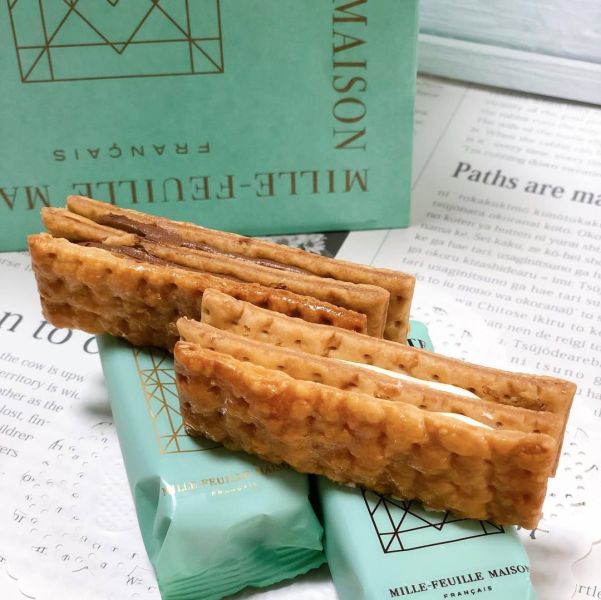 銀座松屋限定 Mille-Feuille 高級千層派 法式千層酥 公關禮品 書本禮盒 銀座松屋限定,Mille-Feuille,高級千層派,公關禮品,書本禮盒,兔瑪星日本選物店,法式千層酥