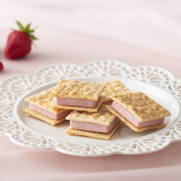 【3月團限定】小倉山莊 甘王草莓巧克力夾心 小倉山莊,甘王草莓巧克力夾心,兔瑪星日本選物店