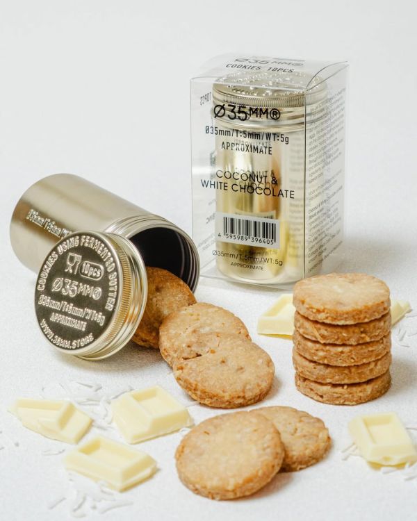 【12月限定】新宿 35mm 椰子白巧克力 新宿,35mm,餅乾罐,限定口味,兔瑪星日本選物店