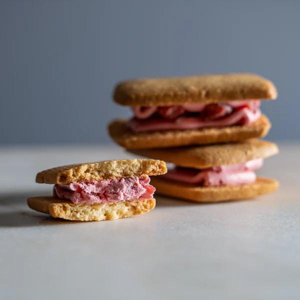 ICHIBIKO 特製草莓奶油夾心 ICHIBIKO,草莓奶油夾心餅乾,三軒茶屋人氣草莓甜點店,兔瑪星日本選物店