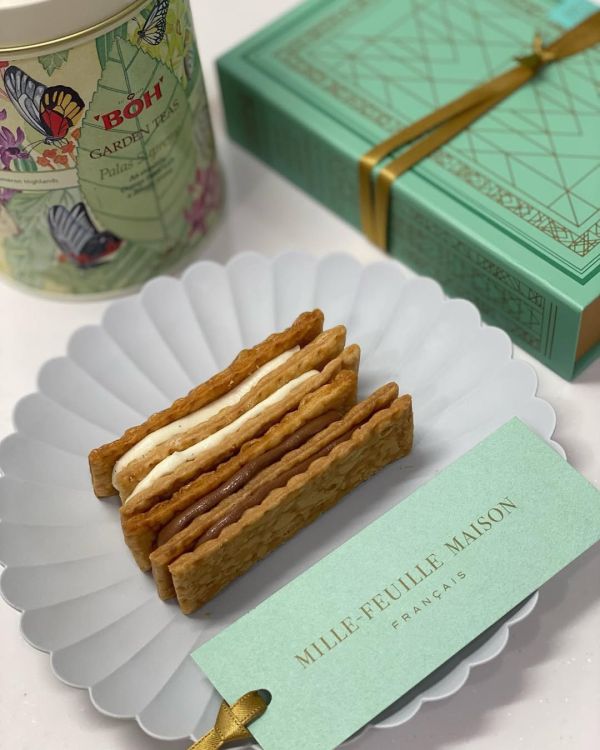 銀座松屋限定 Mille-Feuille 高級千層派 法式千層酥 公關禮品 書本禮盒 銀座松屋限定,Mille-Feuille,高級千層派,公關禮品,書本禮盒,兔瑪星日本選物店,法式千層酥