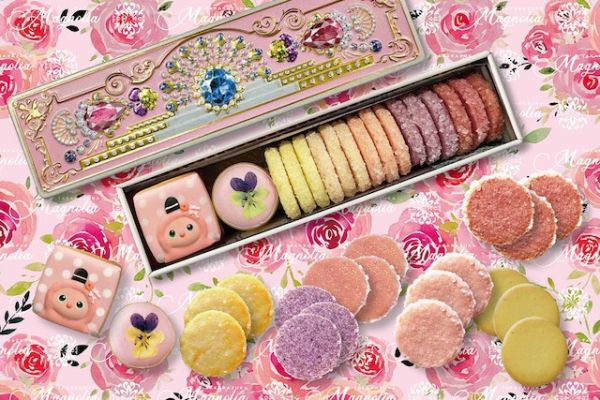 （12月團限定）LOVOT玫瑰醬版 MAGNOLIA 宝塚三色堇 小花餅乾 鑽石餅乾 MAGNOLIA,宝塚三色堇,小花餅乾,鑽石餅乾,紅寶石盒,伴手禮,美寶塚,兔瑪星日本選物店