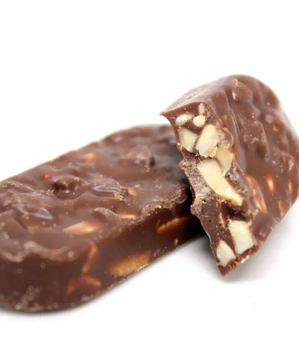 巧克力屋 Mon loire 杏仁牛奶巧克力 盒裝 量販包 巧克力屋,Monloire,杏仁牛奶巧克力,巧克力盒裝,巧克力量販包,兔瑪星日本選物店