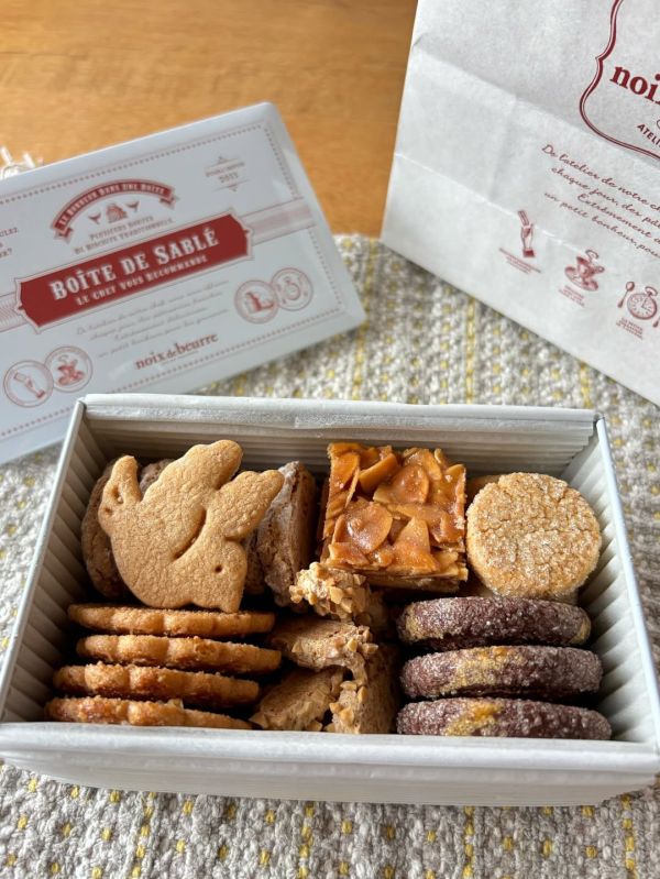 noix de beurre 餅乾鐵盒 noix費南雪,兔瑪星日本代購選物店,餅乾鐵盒