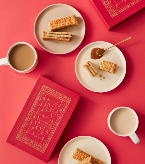 ［10~1月團限定］Mille-Feuille 高級千層派（秋冬限定）｜鹽焦糖&咖啡、銀座松屋限定、法式千層酥禮盒 銀座松屋限定,Mille-Feuille,高級千層派,公關禮品,書本禮盒,兔瑪星日本選物店,法式千層酥