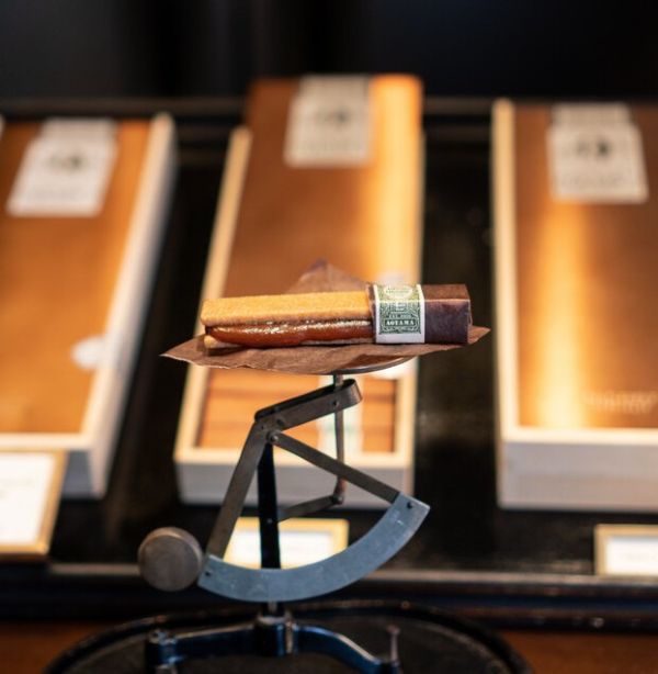 【12月限定】東京青山 Gendy 苦味焦糖棒 大人的甜點 Gendy,苦味焦糖棒,兔瑪星日本代購,男士甜點禮物