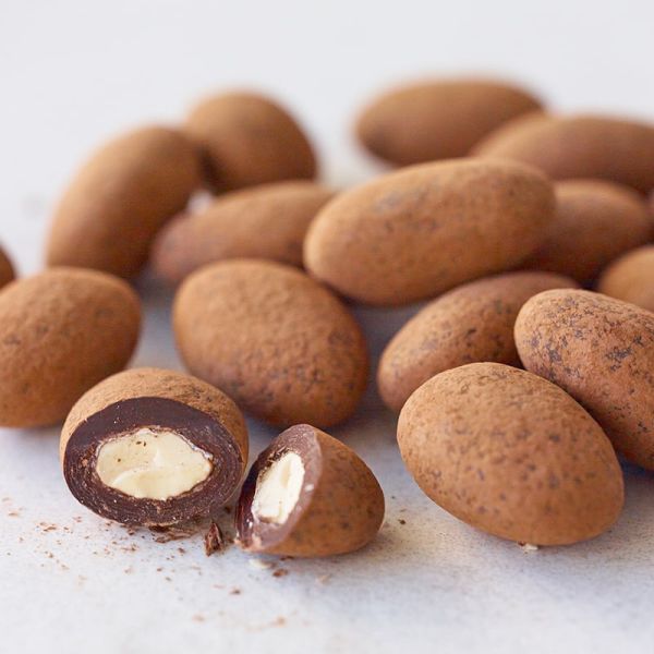 巧克力屋 Mon loire 球型巧克力 巧克力屋,Monloire,球型巧克力,兔瑪星日本選物店,牛奶巧克力球,白巧克力杏仁,可可杏仁