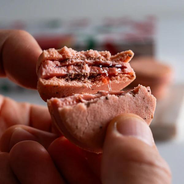 ICHIBIKO 草莓巧克力夾心餅乾 ICHIBIKO,草莓醬餅乾,三軒茶屋人氣草莓甜點店,兔瑪星日本選物店,草莓巧克力夾心餅乾