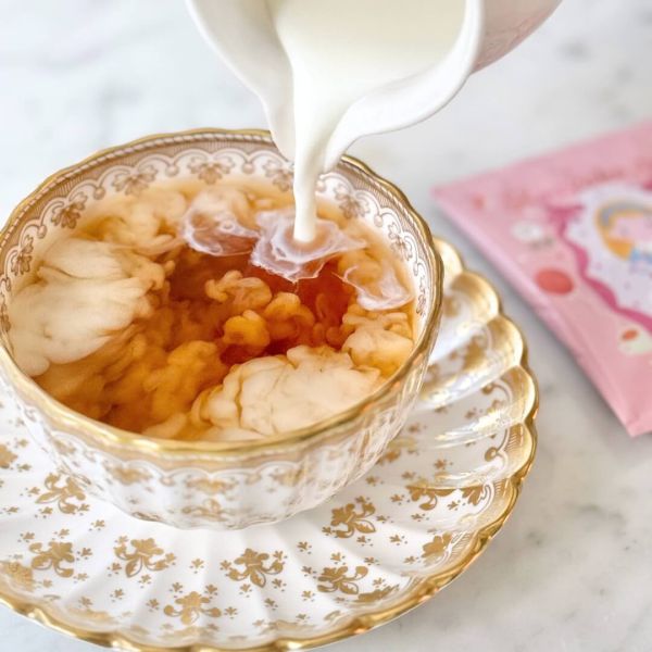 【12月限定】草莓蛋糕紅茶 山田詩子 山田詩子,草莓蛋糕紅茶,兔瑪星日本選物店