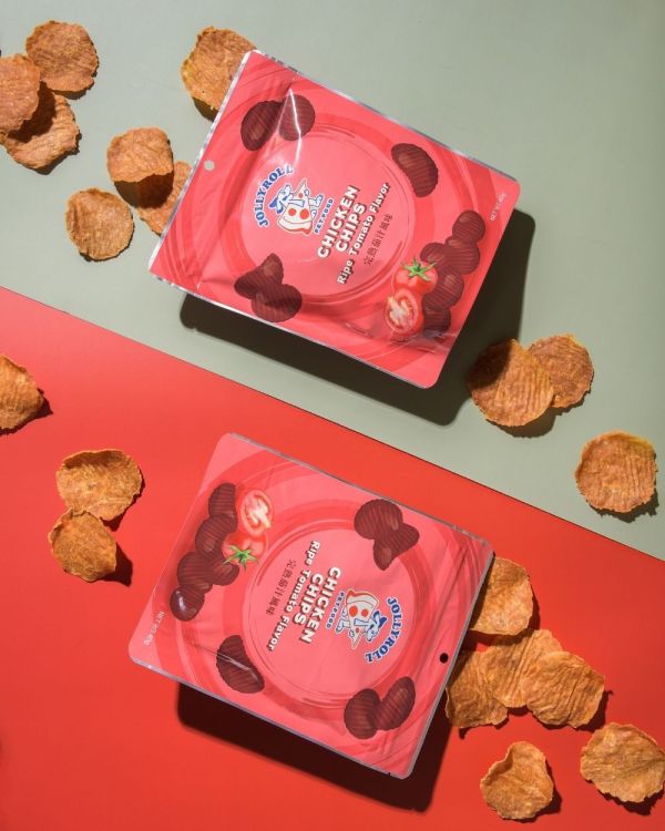 【喜翻 JOLLYROLL】Chips！雞肉洋芋片-完熟茄汁風味 40g 喜翻, JOLLYROLL, 狗狗洋芋片, 寵物洋芋片, 狗狗零食, 雞肉零食, 完熟茄汁風味, 酥脆零食, 人食等級, 無防腐劑, 常溫保存, 狗狗獎勵, 毛孩零食, 寵物點心, 狗狗小點, comfort food for dogs, lepone, 樂芃, dog chips, chicken snack for dogs, pumpkin soup flavor