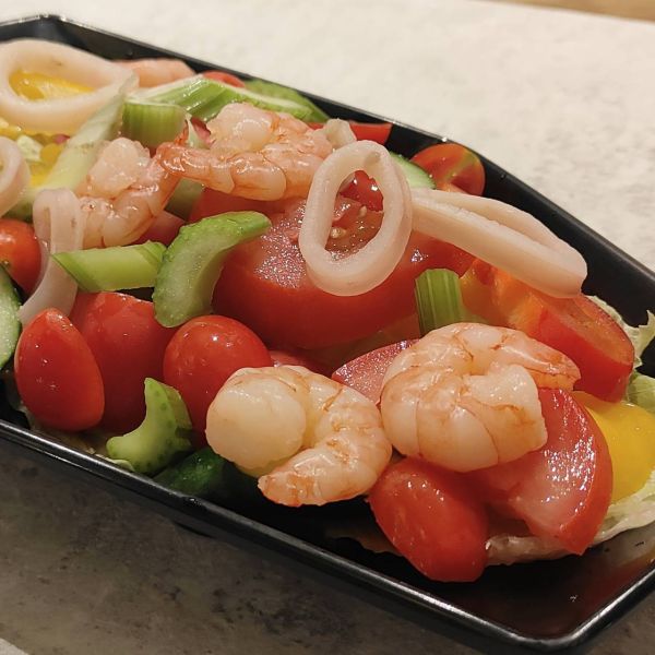 海鮮蝦仁花枝沙拉盤 