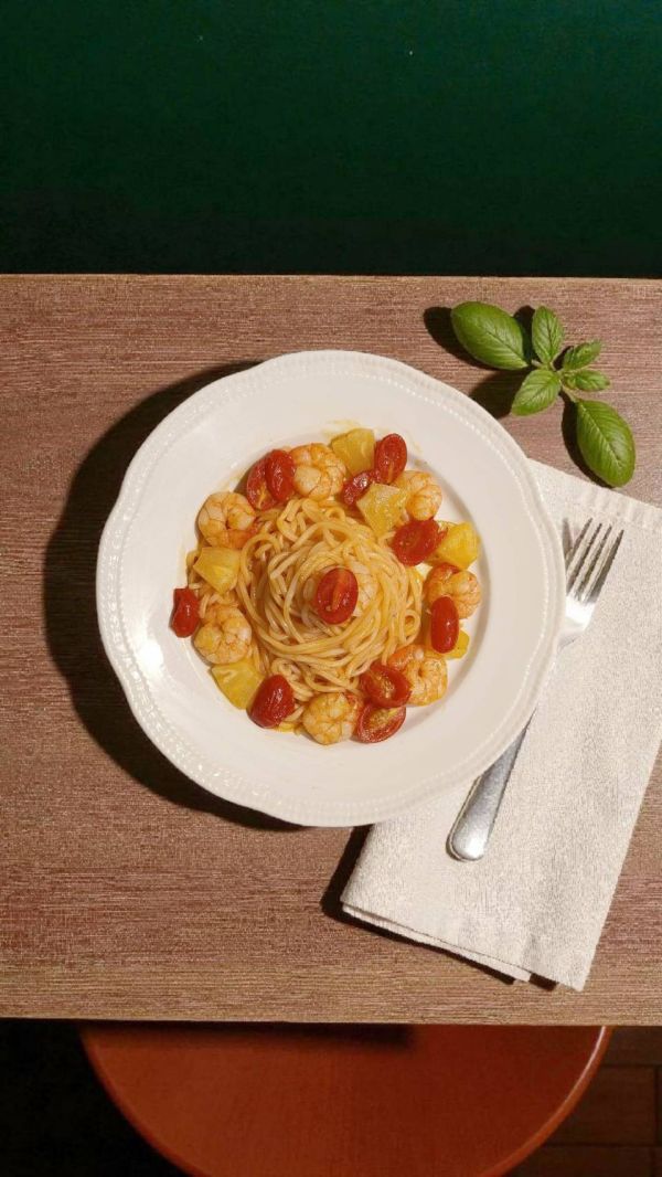 南洋蝦鳳梨櫻花麵 