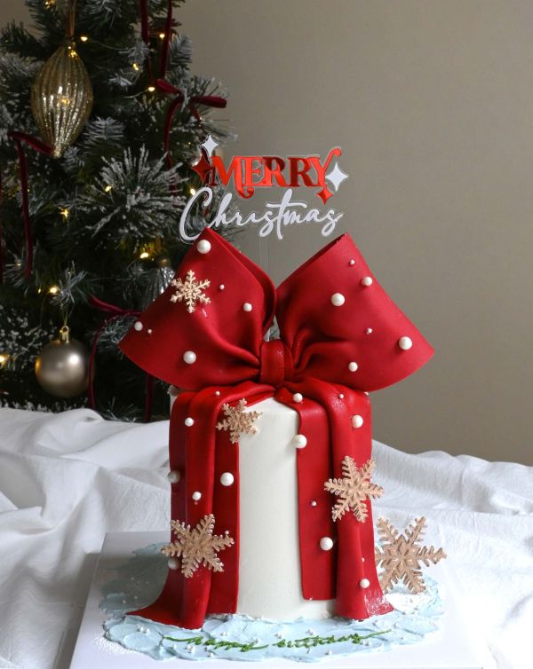 Christmas present 聖誕節、聖誕節蛋糕、蝴蝶結、送女生蛋糕