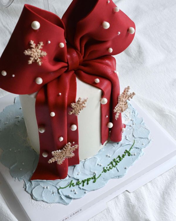 Christmas present 聖誕節、聖誕節蛋糕、蝴蝶結、送女生蛋糕