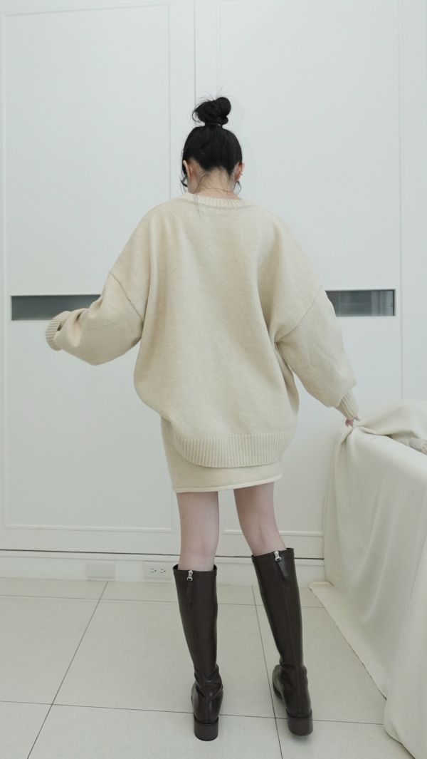 (現貨)韓國製-舒服羊毛褲裙套裝（米） 