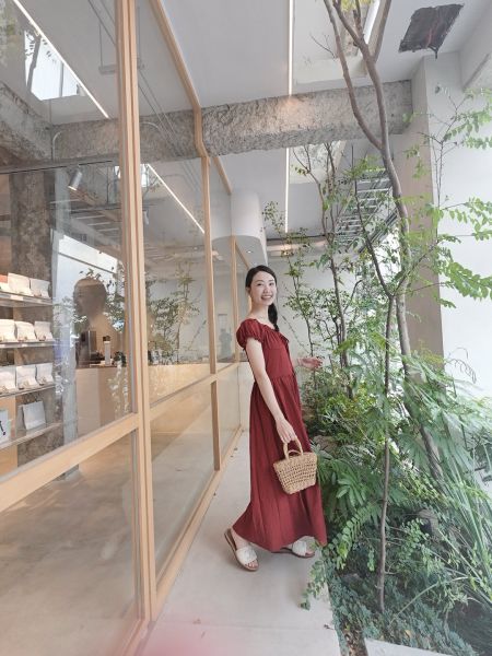 現貨-韓國製-公主渡假洋裝（玫瑰紅） 