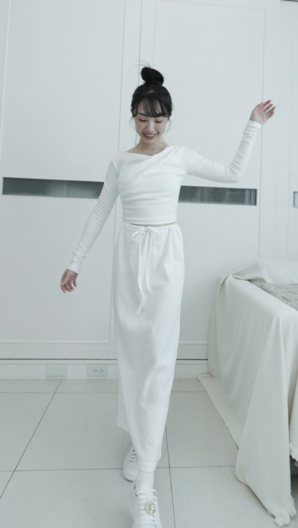 (現貨)韓國製-休閒百搭棉質長裙（純白） 