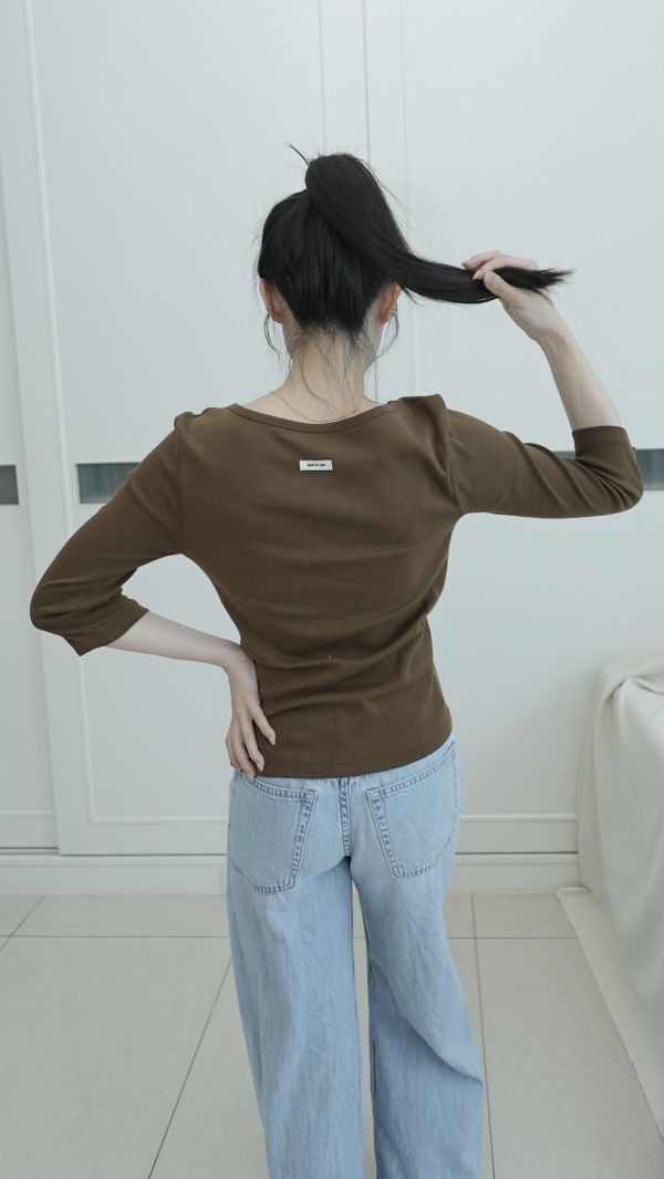 (現貨)韓國製-絲光酵素洗柔軟純棉上衣（咖） 