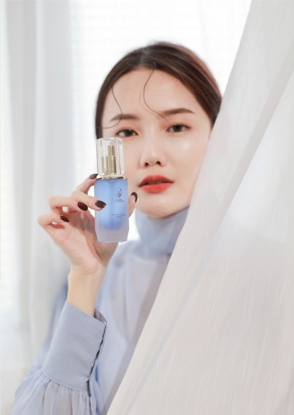 LiliHo梨梨荷 藍銅緊緻修護精華 