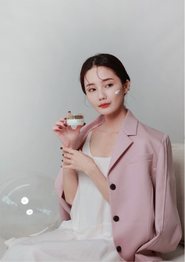 LiliHo梨梨荷 經典舒緩修護霜 