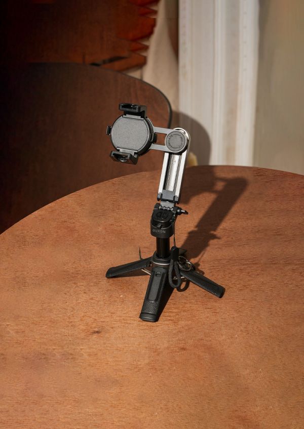 GUXON 迷你藍芽磁吸自拍架 