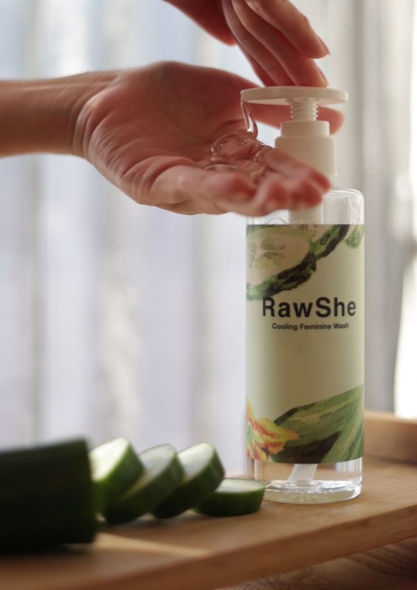 RawShe 小黃瓜涼感私密沐浴露 