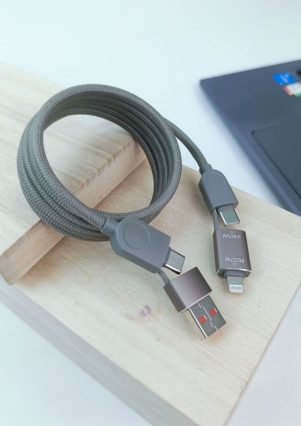 MCK科技 磁吸4合1充電線240W 