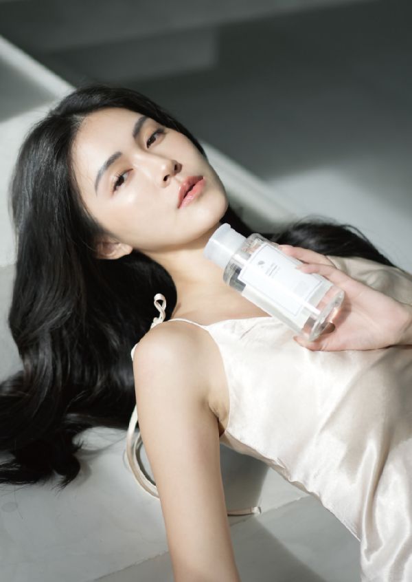 HEIWEI何謂美 魚子亮白保濕化妝水 