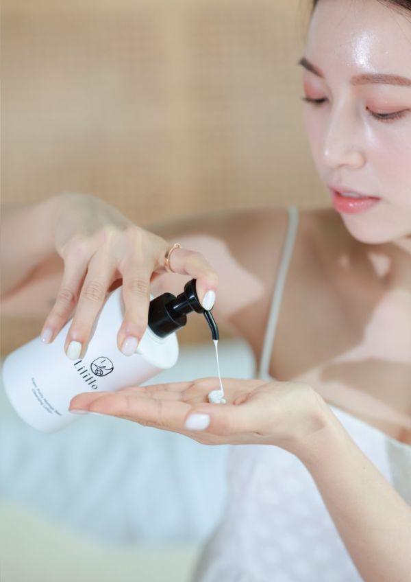 LiliHo梨梨荷 超純淨辣木籽卸妝乳 