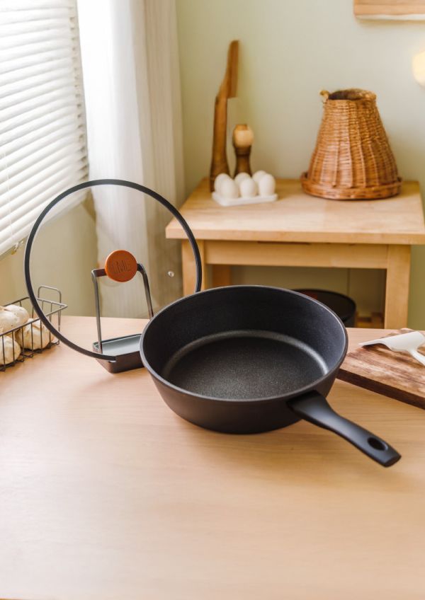 LMG 黑曜石極耐磨深炒鍋附蓋26cm 