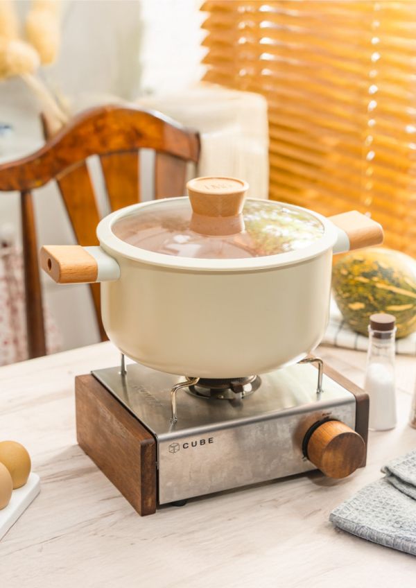 LMG 日式不沾雪藏雙耳深湯鍋附蓋22cm 