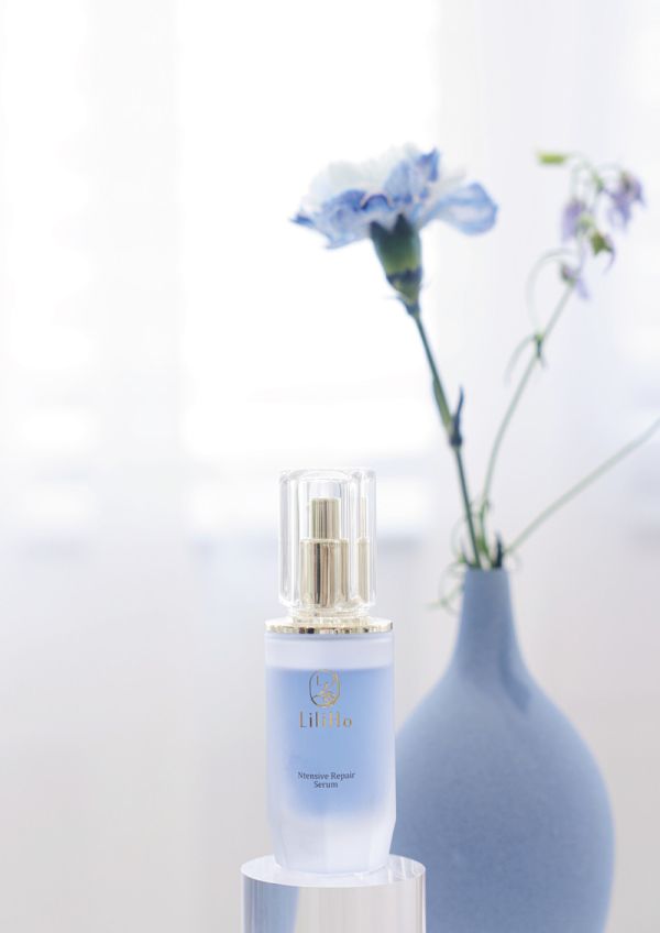 LiliHo梨梨荷 藍銅緊緻修護精華 