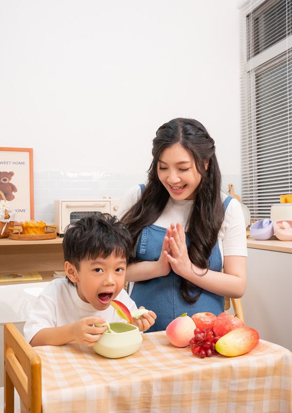 Wowbaby 天才基嬰人因餐具組 