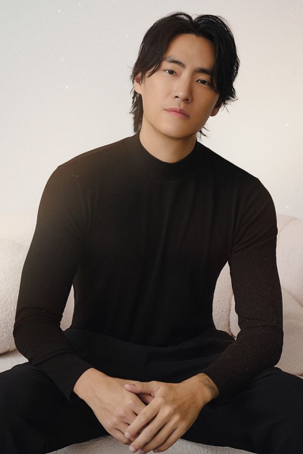 Q彈超導膚高領發熱衣 