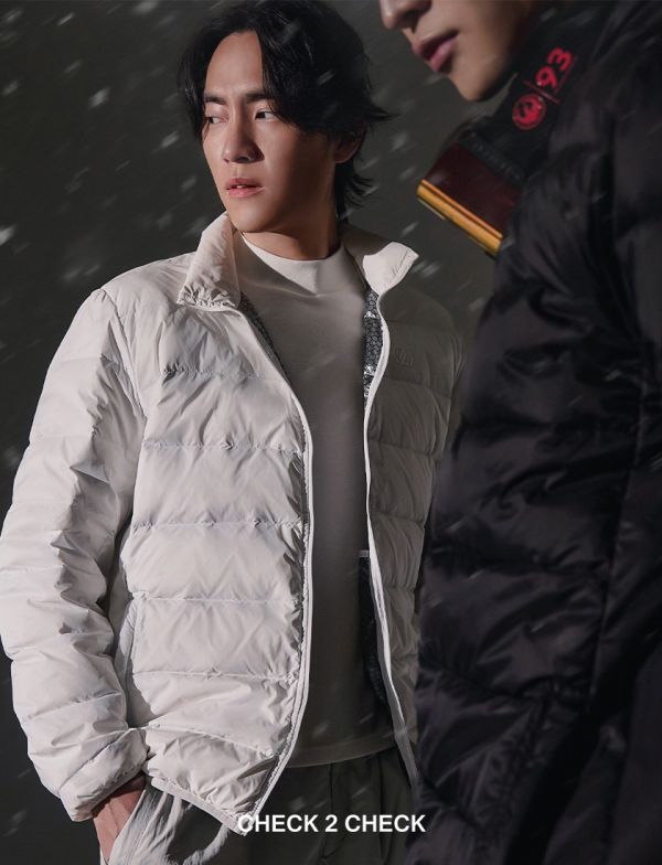 石墨烯極鋒羽絨外套 