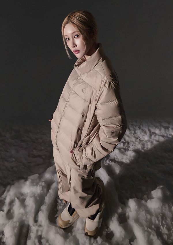 石墨烯極鋒羽絨外套 