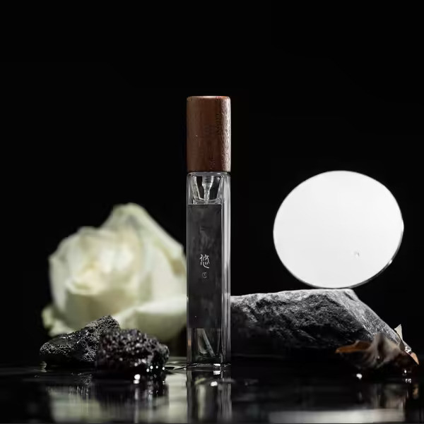 悠-淡香精10ML 草本茶香水、金銀花香氛、檸檬樹香氣、輕盈香氛推薦、無性別香氛、日常清新香、草本療癒、清爽情緒香、茶香氣息、水仙花香水