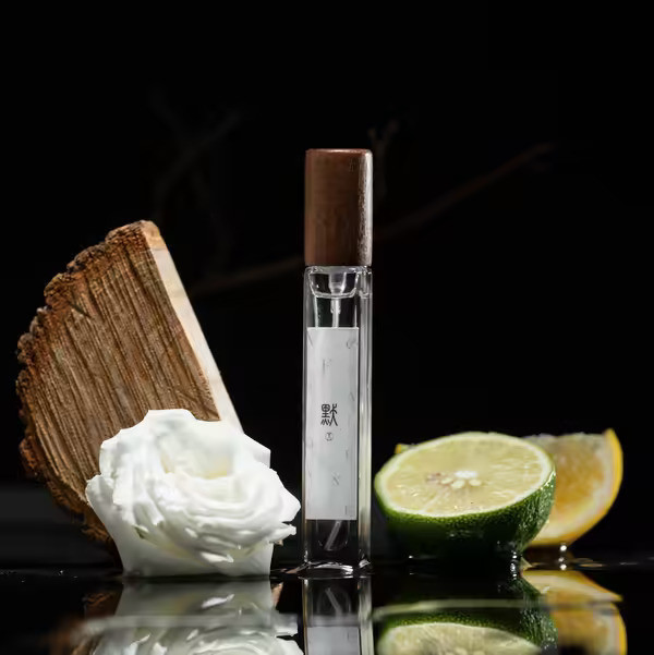 默-淡香精10ML 雪松香氛、木質調香水、柑橘香氣、花椒香氛、廣藿香、情緒療癒、無性別香氛、輕盈香氛、內斂香調、自我照顧