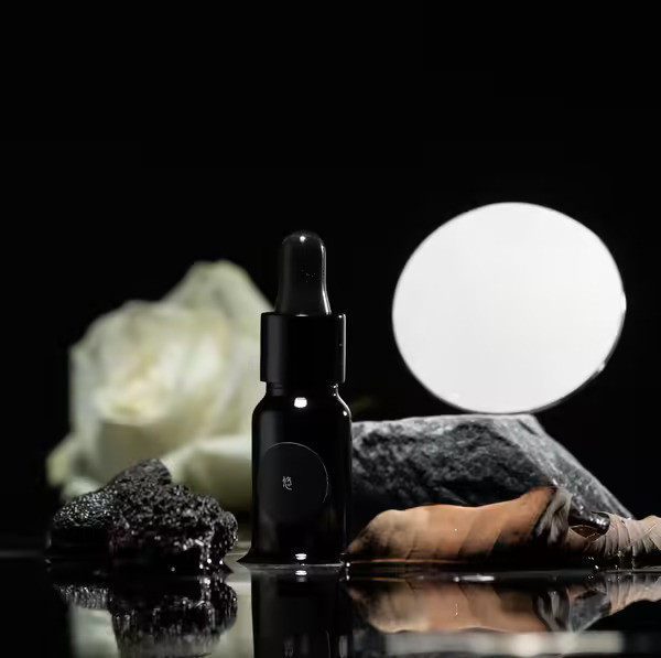 悠-精油10ML 草本茶香水、金銀花香氛、檸檬樹香氣、輕盈香氛推薦、無性別香氛、日常清新香、草本療癒、清爽情緒香、茶香氣息、水仙花香水