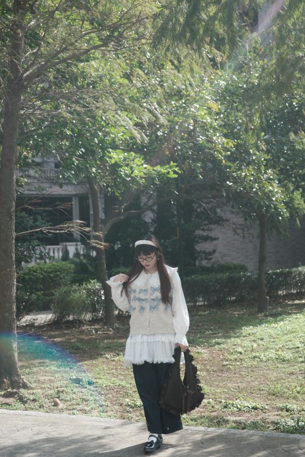 薄荷糖霜緞帶針織背心 