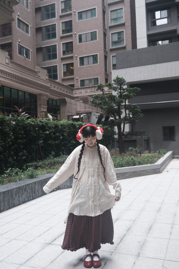 午後奶茶花邊長衫 