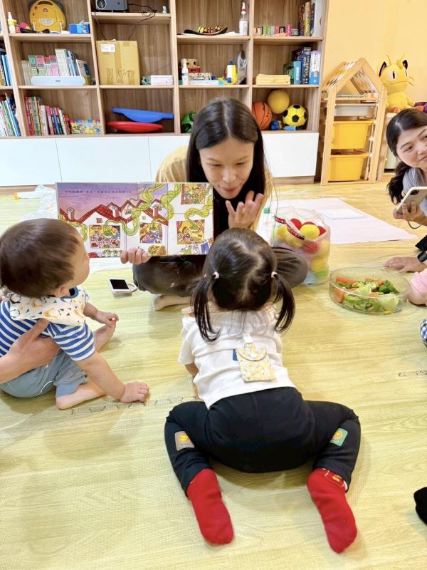 6月_五感探索親子課_好餓好餓的毛毛蟲 